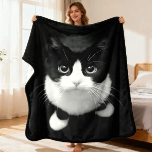 Mystic Cat Pattern Flannel Blanket Nap Blanket  Soft Study Luxurious Comfort
